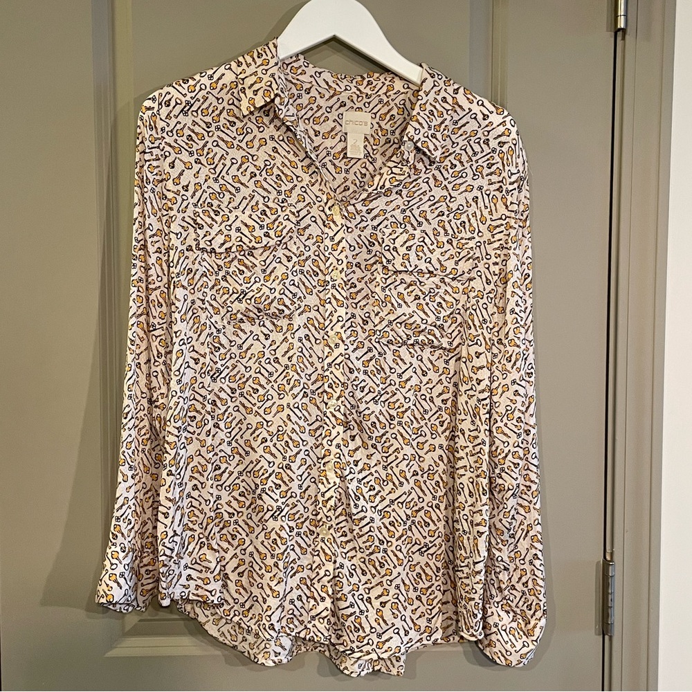 Chico’s Size 2 Button Down Key Blouse